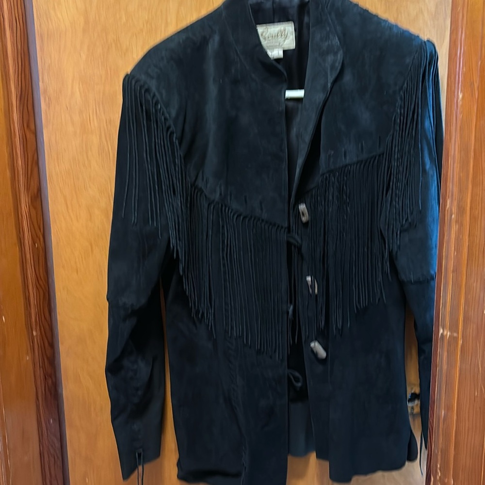 Suede jacket w/ fringe